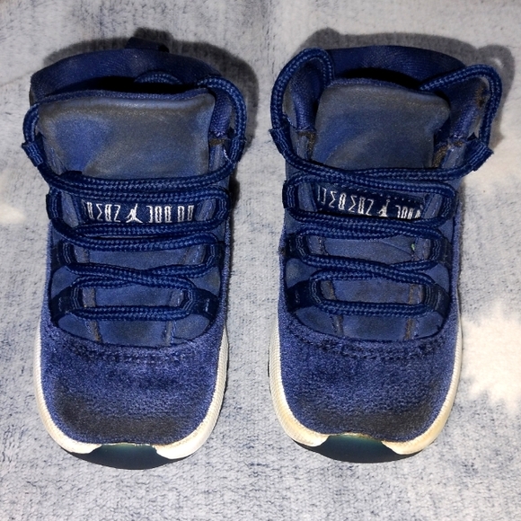 Toddler Sneakers - Picture 1 of 3